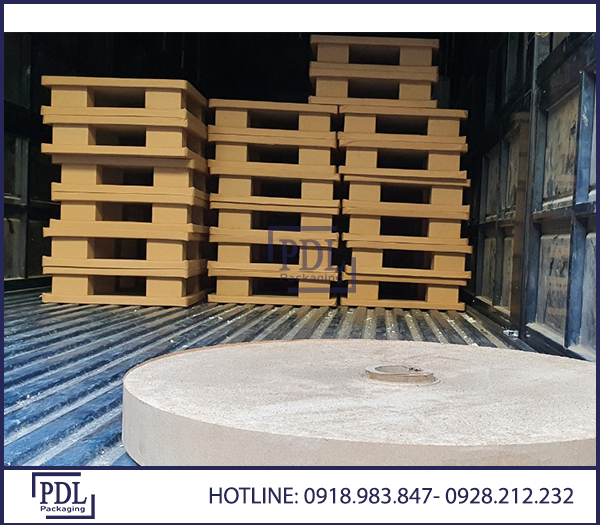 Pallet giấy